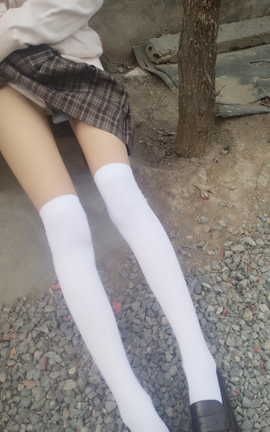 ��������С��-����У��¶��_��˿��