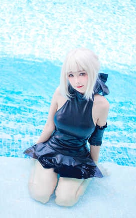 Kitkat Cosplay 9 Saber Alter Swimsuit