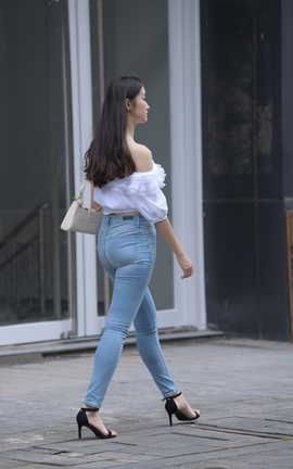 ��ѡ������Ʒ NO.1318 һֻ��¹��Ӱ��Ʒ ��ɫ����ţ�п���Ů part3_��˿��