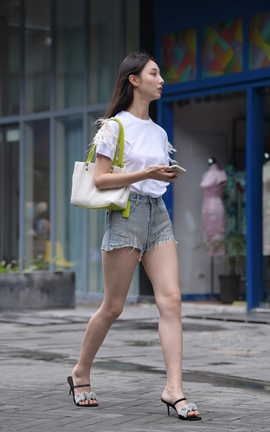 ��ѡ������Ʒ NO.1312 һʼ������Ʒ ��ɫţ���ȿ���Ů part2_��˿��