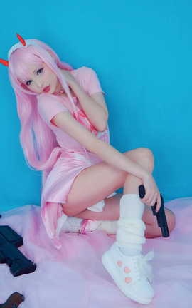 Hidori Rose Zero Two Casual