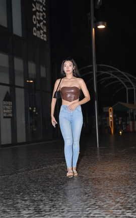 ��ѡ������Ʒ NO.1315 һʼ������Ʒ ҹ����ɫţ�п���Ů part2_��˿��