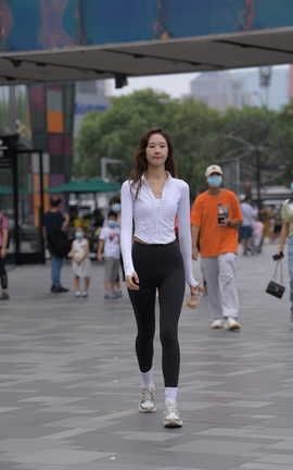 ��ѡ������Ʒ NO.1378 һֻ��¹��Ӱ��Ʒ ��ɫ�٤���˶�ϵ������Ů part3_��˿��