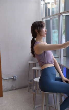 ��ѡ������Ʒ NO.1375 һֻ��¹��Ӱ��Ʒ ��ɫ�٤���˶�ϵ������Ů part1_��˿��