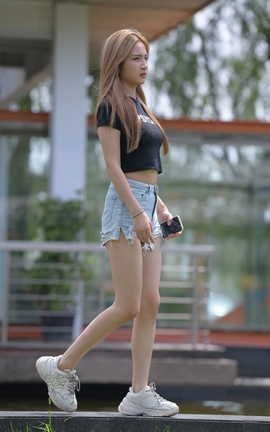 ��ѡ������Ʒ NO.1330 һʼ������Ʒ ��ɫţ���ȿ�Ů�� part2_��˿��