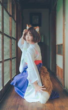 ElyEEJuly A Dongitsune Taisho era С