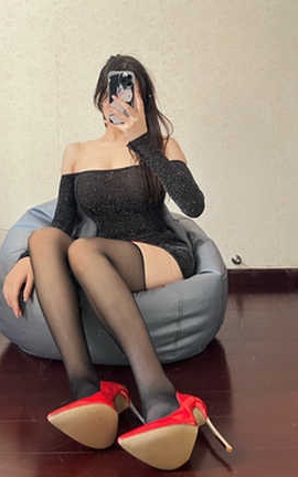 ɿyyy ΢Ȧαͼ ɫȹ 컨