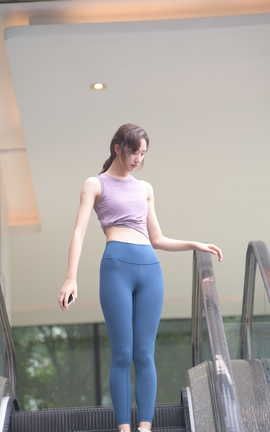 ��ѡ������Ʒ NO.1375 һֻ��¹��Ӱ��Ʒ ��ɫ�٤���˶�ϵ������Ů part4_��˿��