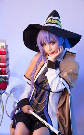 Umeko J Roxy Migurdia